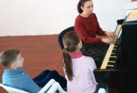 Детские занятия по церковному пению Киев. Детское хоровое пение, музыкальная терапия