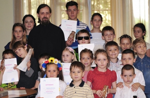 Курсы - занятия для детей по этике, эстетике, этикету в Киеве